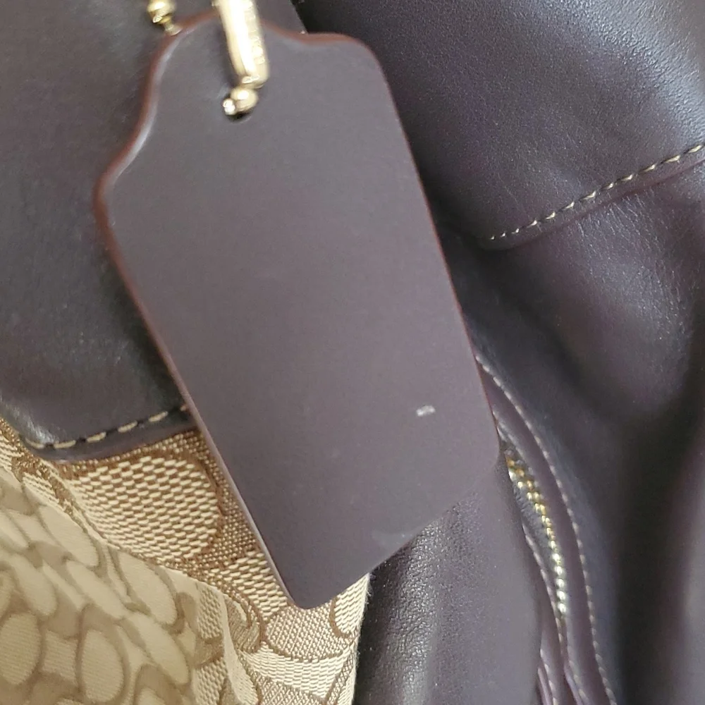 🤎🤎 COACH Lexy Signature Shoulder Bag & Matching Wristlet Wallet 🤎🤎